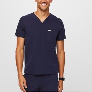 FIGS Chisec Three-Pocket Scrub Top